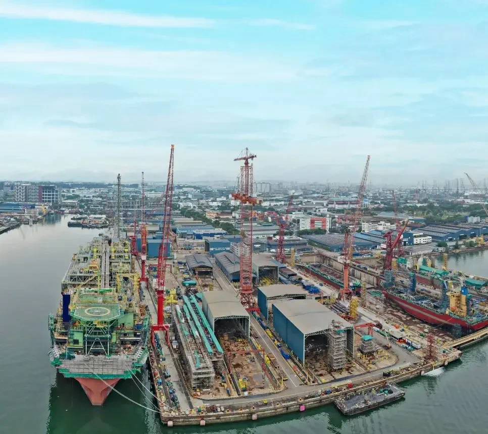 FPSO integration site during commissioning planning and field execution