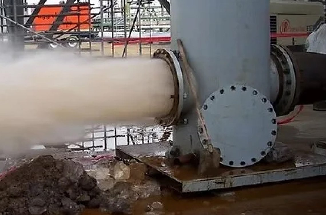 Cassia Marine - Steam Blowing